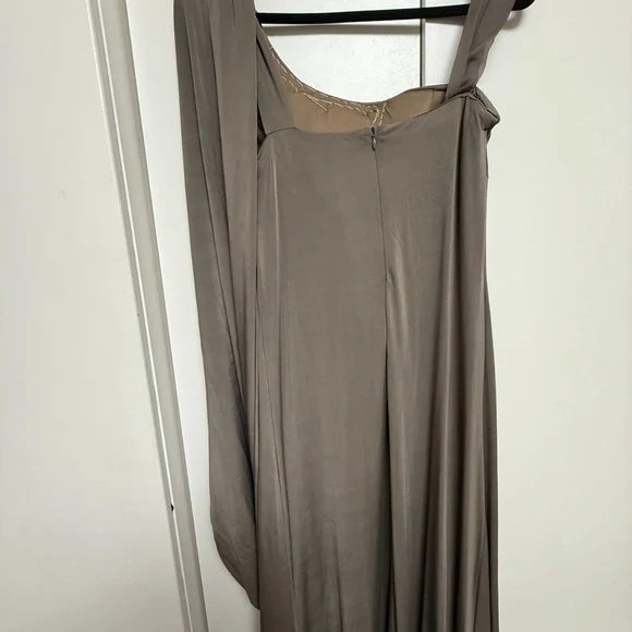 Elegant One-Shoulder Dress in Taupe - Picture 9 of 13